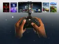 Ręce trzymają kontroler Xbox, grając w gry przez xbox cloud na telefonie. Widoczne gry: Diablo, Ghostwire, Forza Motorsport, Minecraft.