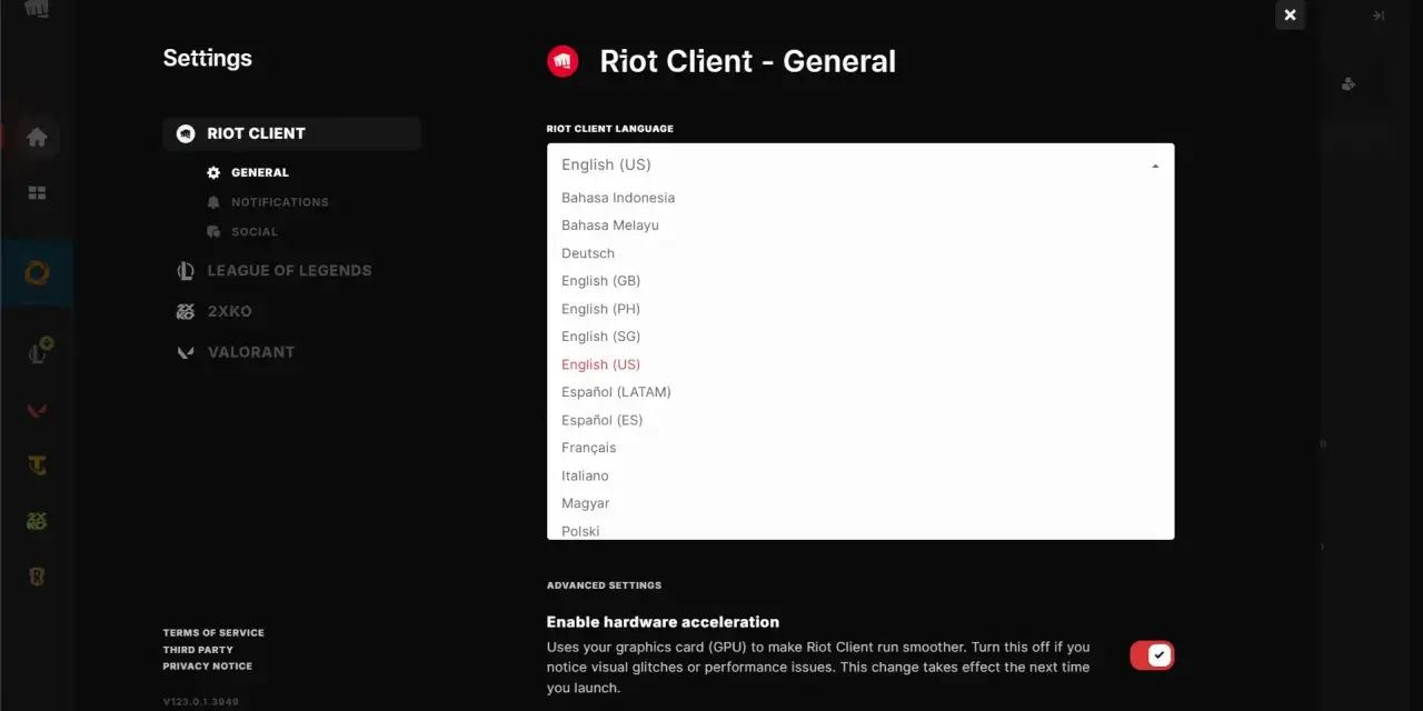 Ustawienia klienta Riot. Wybierz język, np. polski, aby zmienić język w LoLu.