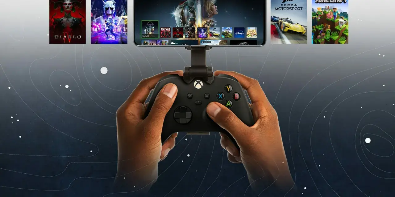 Ręce trzymają kontroler Xbox, grając w gry przez xbox cloud na telefonie. Widoczne gry: Diablo, Ghostwire, Forza Motorsport, Minecraft.