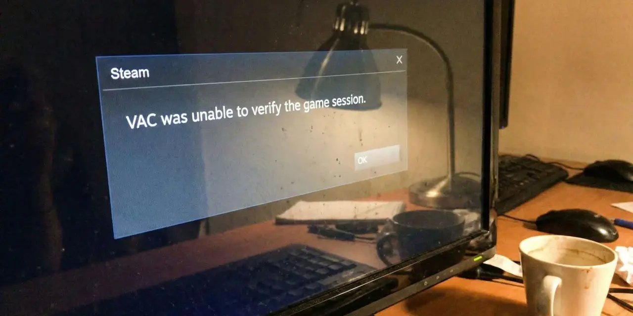 Komunikat na ekranie komputera: "Steam. VAC was unable to verify the game session.