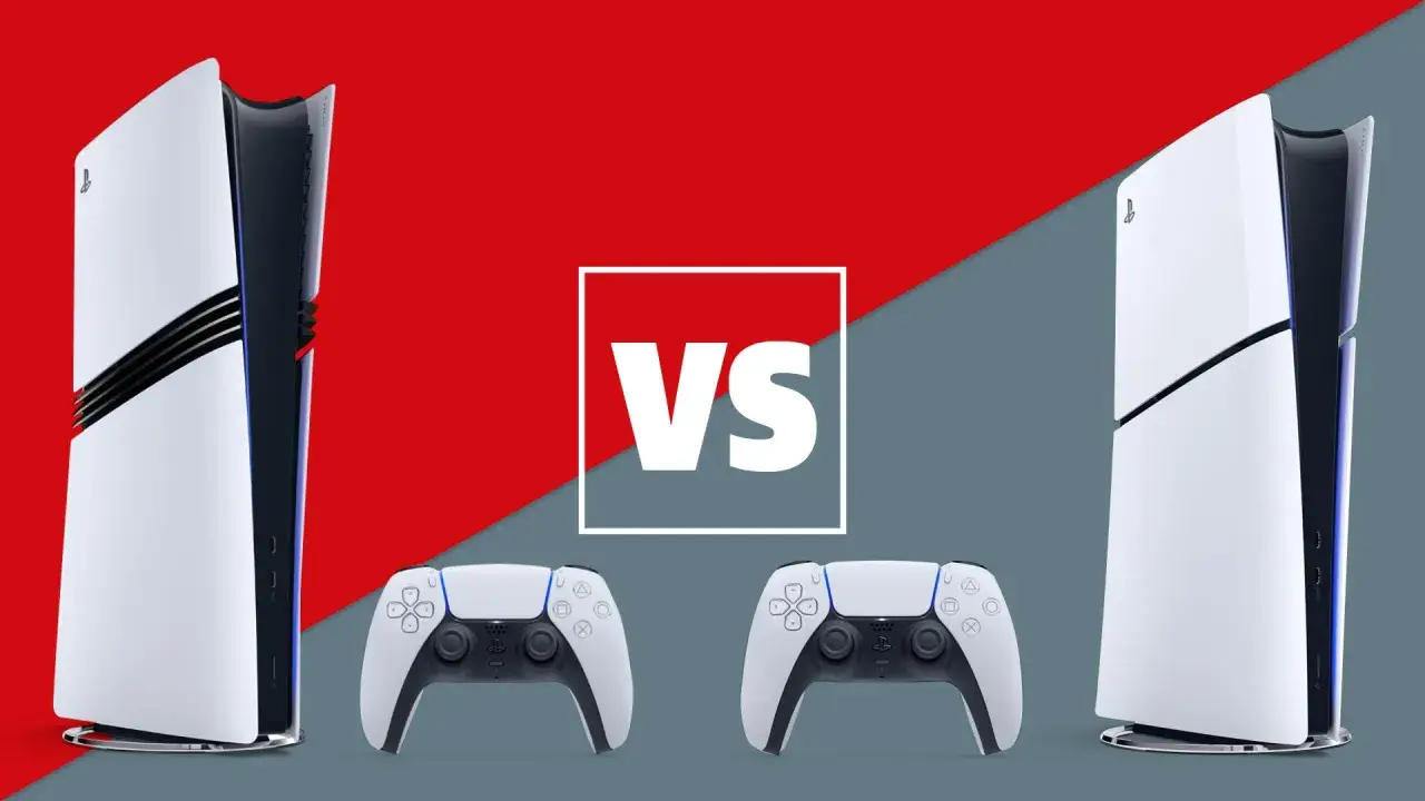 Porównanie PS5 i PS5 Slim: dwie konsole i dwa kontrolery DualSense.